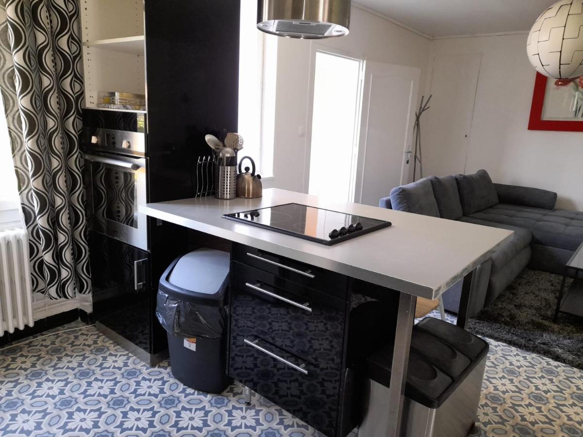Appartement Cosy Et Lumineux Тур Екстериор снимка
